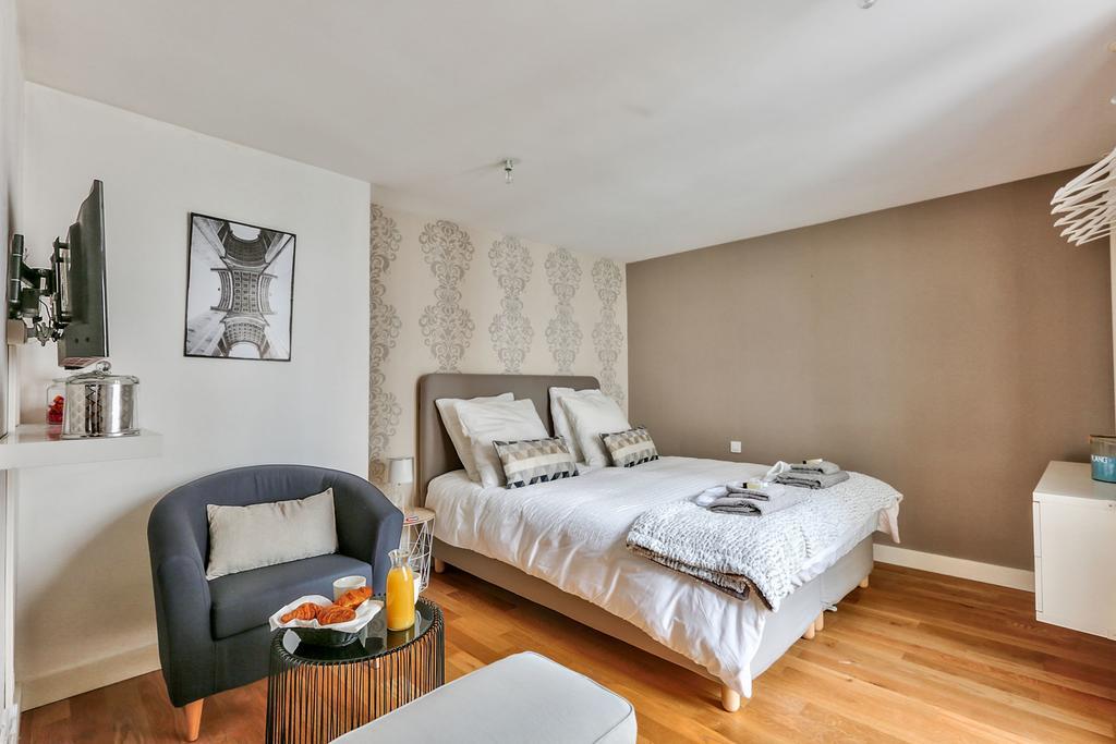 Love Nest In Saint Germain Paris Exterior foto